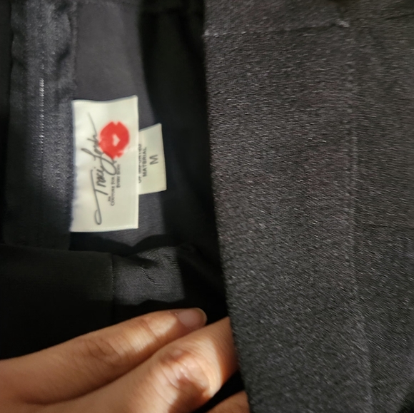 Pants - Picture 2 of 6